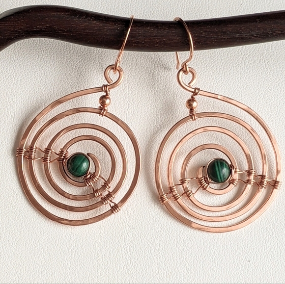 Mesmerizing Copper Spiral Earrings Malachite Gems - Picture 12 of 12